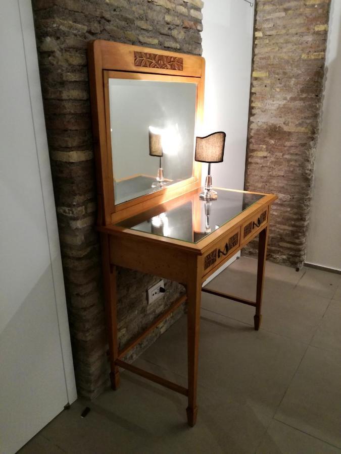 Ferienwohnung Luxury Loft Capocci 24 Coliseum Rom Exterior foto