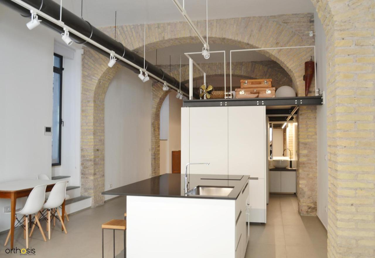 Ferienwohnung Luxury Loft Capocci 24 Coliseum Rom Exterior foto